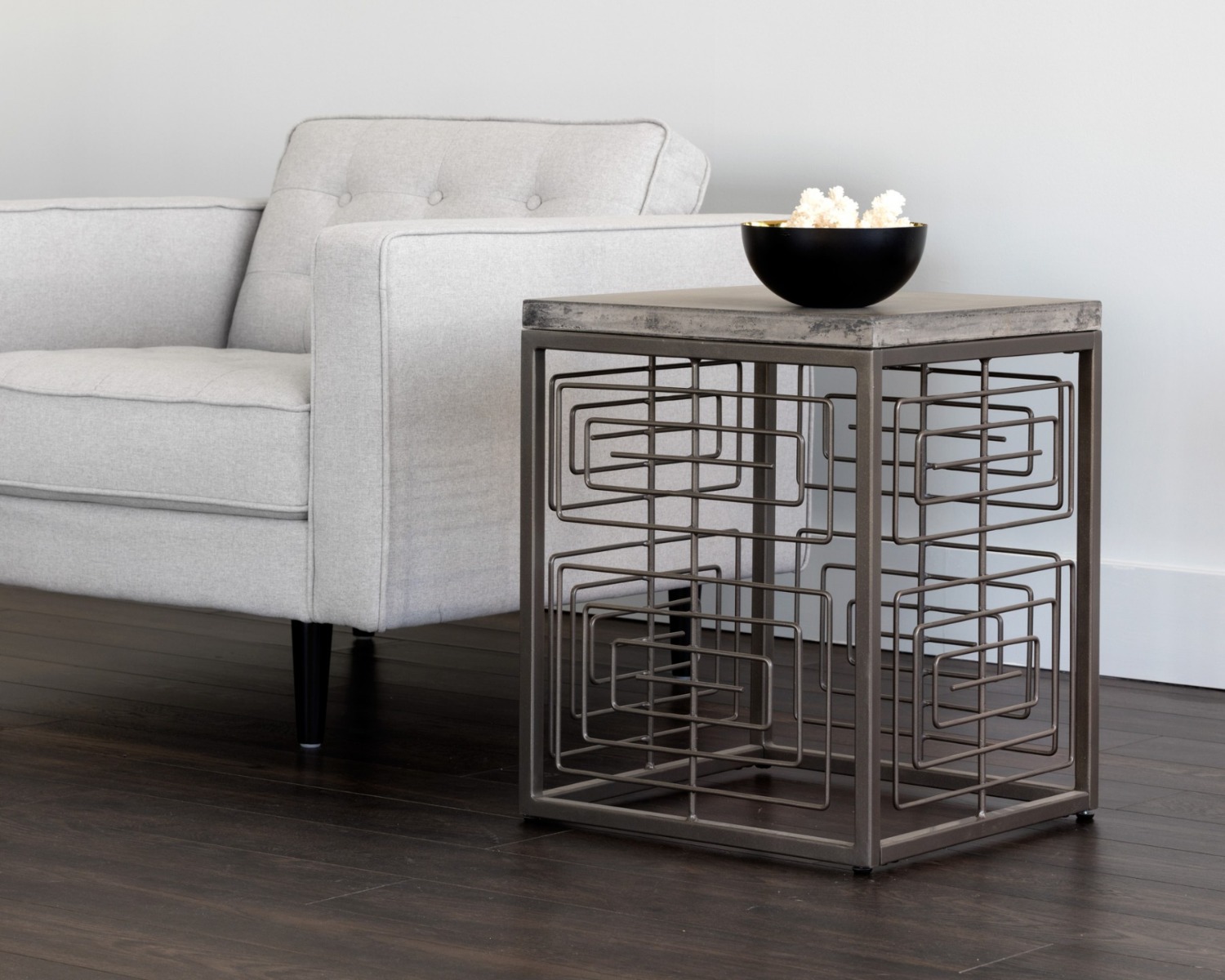 Sunpan 101906 COEN SIDE TABLE Fredericton