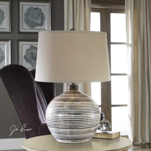 UTTERMOST 27315 BLOXOM TABLE LAMP Mississauga