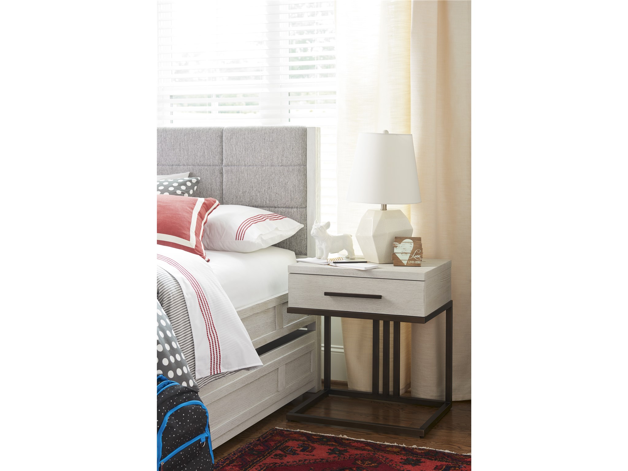 UNIVERSAL FURNITURE 8361080 MODERN SPIRIT NIGHTSTAND Ottawa