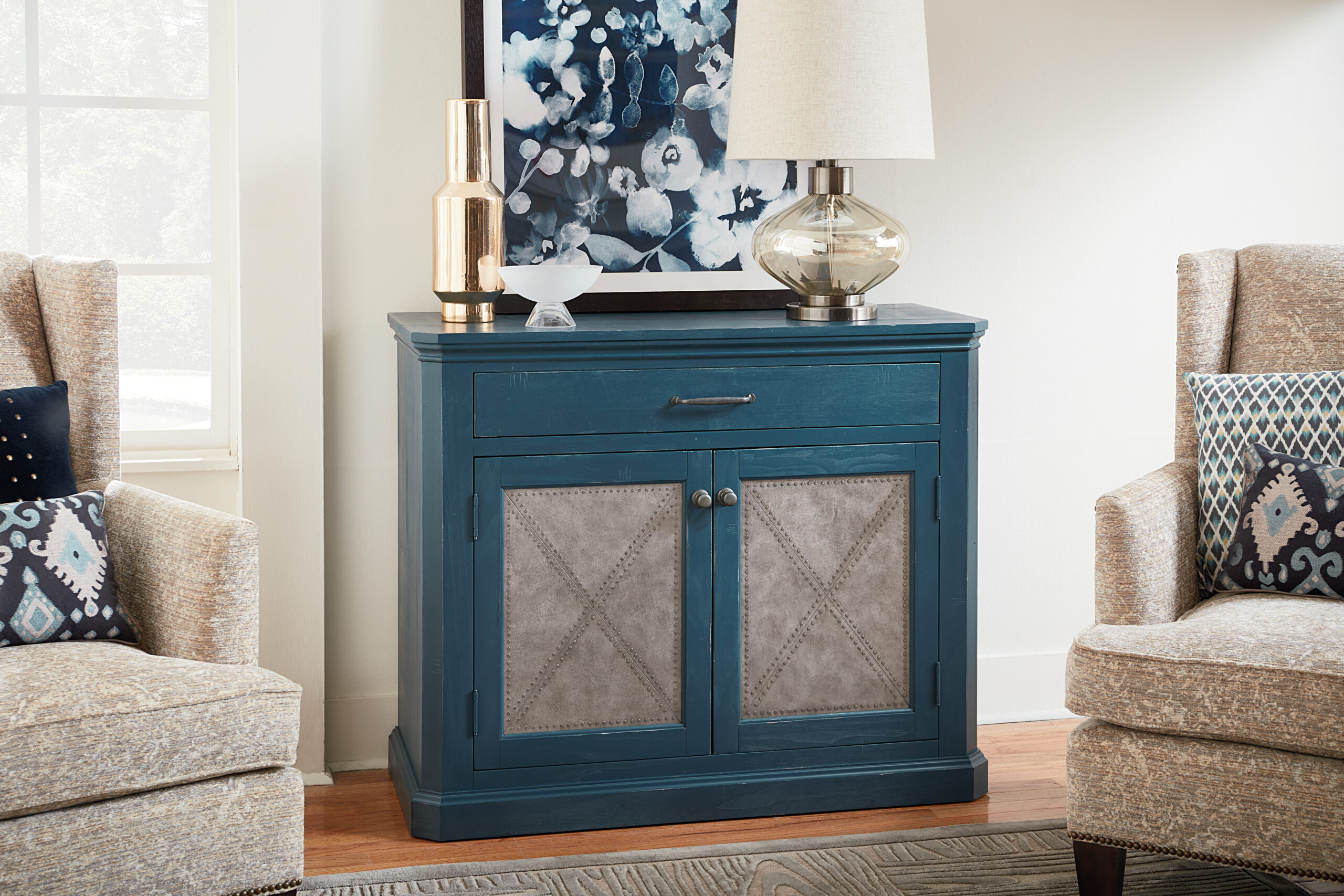 HAMMARY METAL RIVET DOOR CABINET 090917 Toronto
