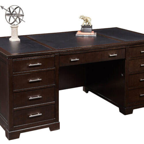 Hekman 79180 EXECUTIVE DESK winnipeg