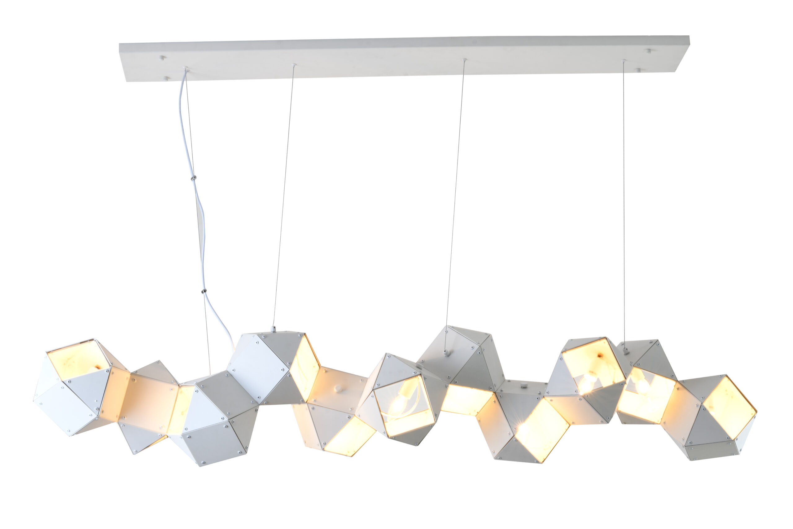 Bethel Internatioanl CB03-WH Chandelier