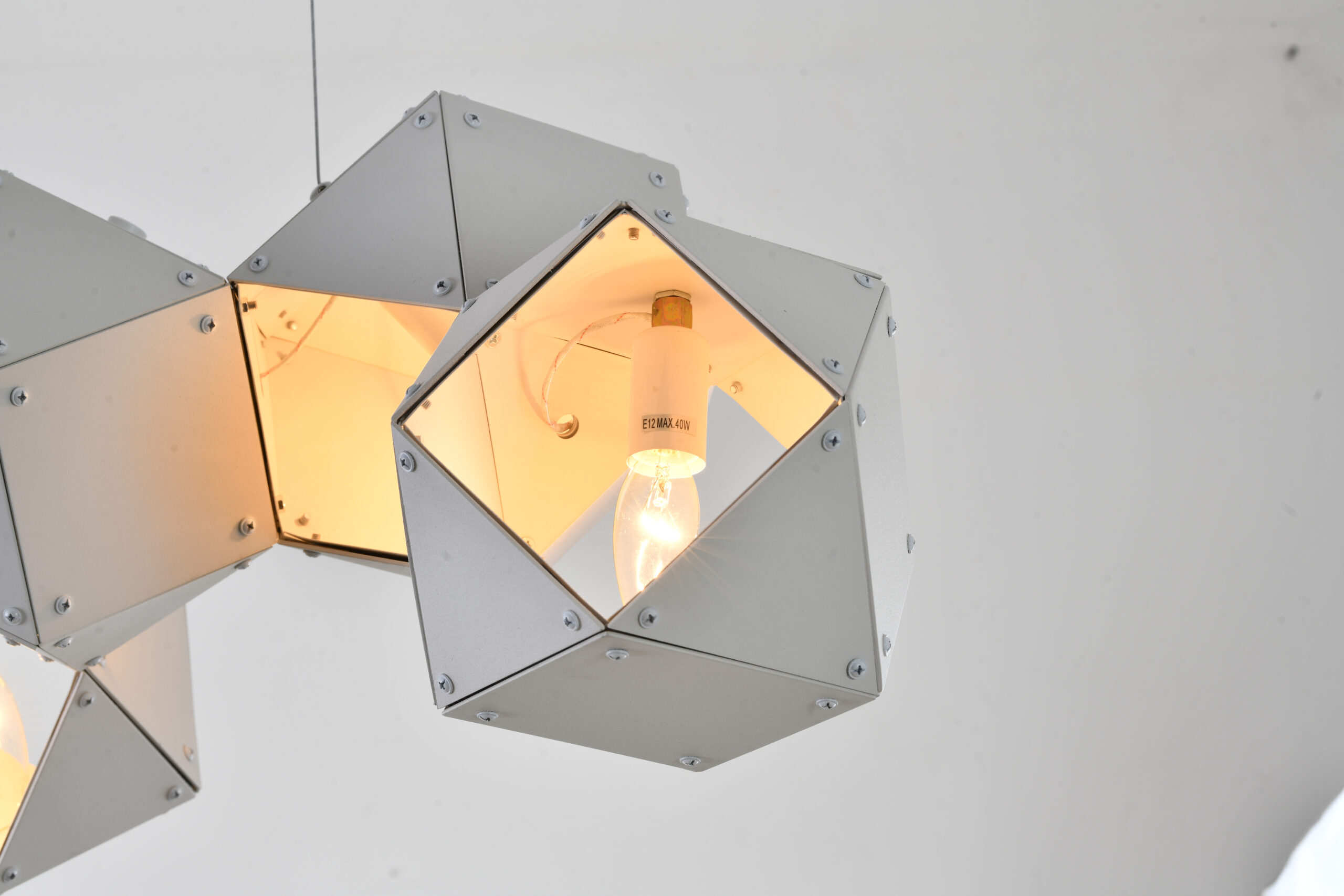 Bethel Internatioanl CB03-WH Chandelier