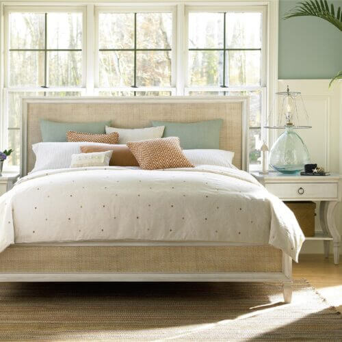 UNIVERSAL FURNITURE SUMMER HILL WOVEN ACCENT KING BED 987220B