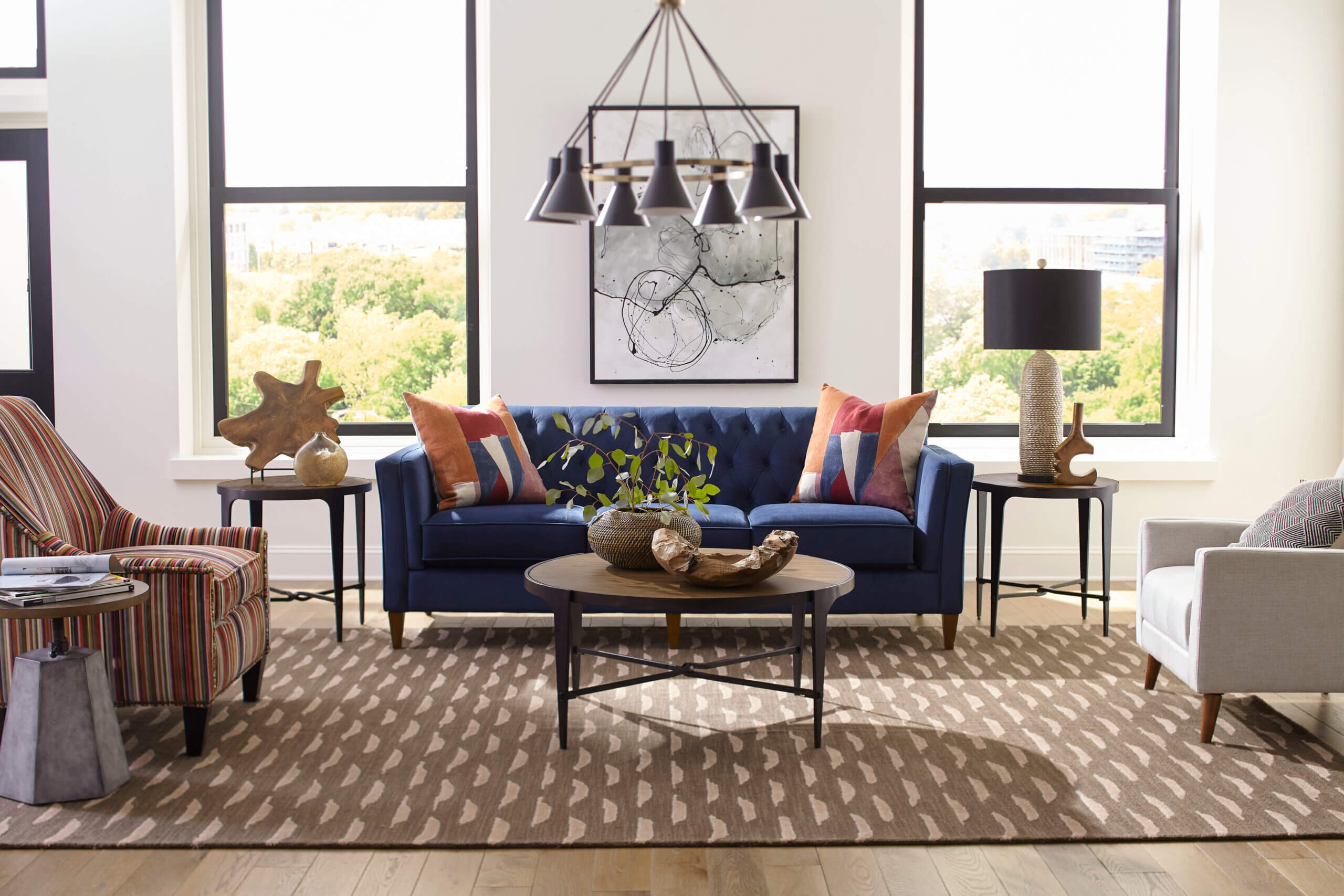 HAMMARY ROUND COFFEE TABLE 120-911 ottawa
