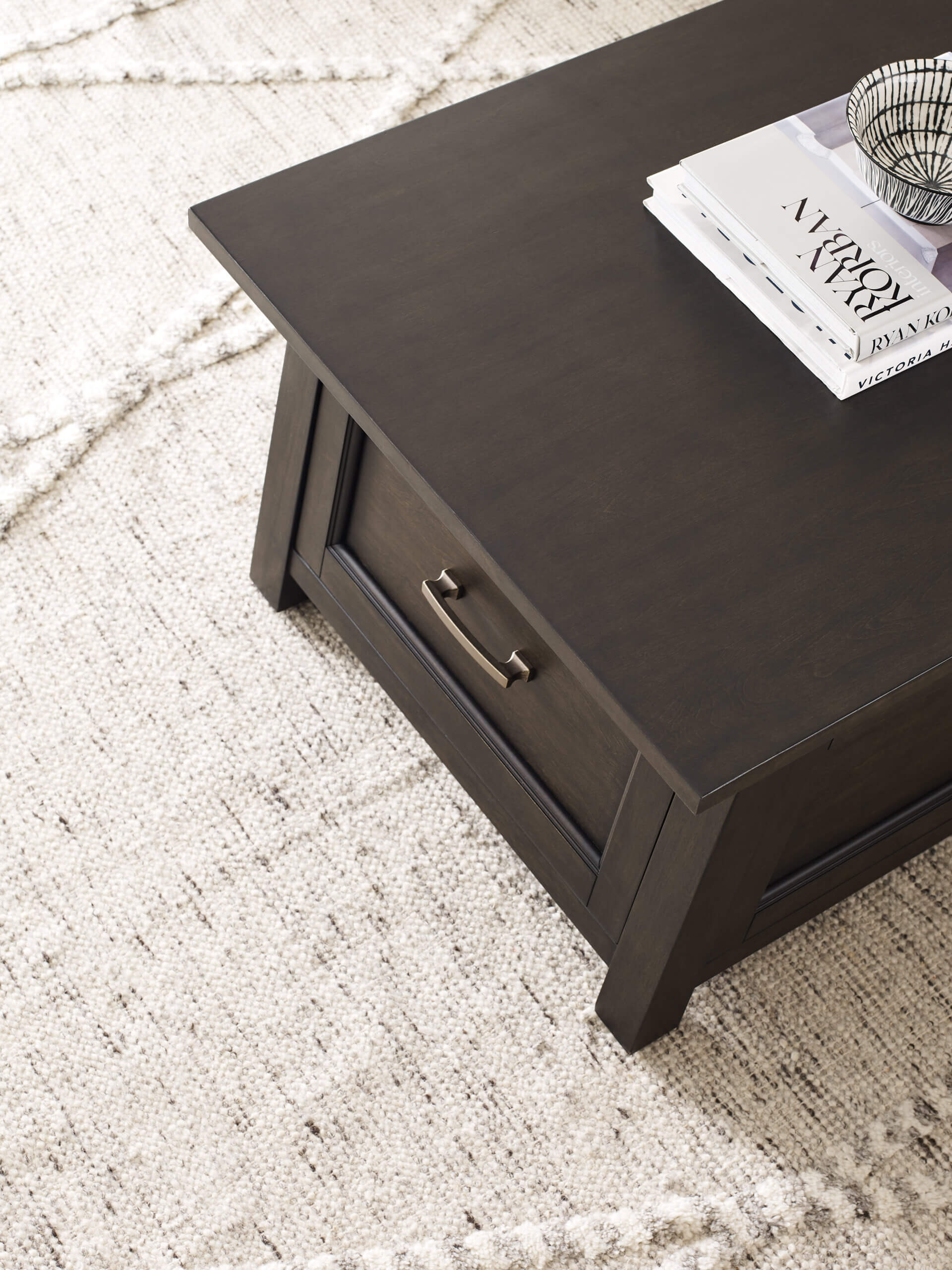 HAMMARY BESSEMER COFFEE TABLE 203-911 kleinburg