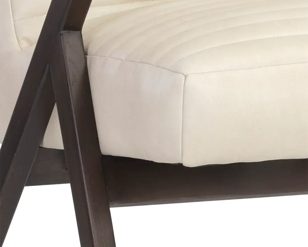 Sunpan Peyton Lounge Chair Bravo Cream 105388 king city