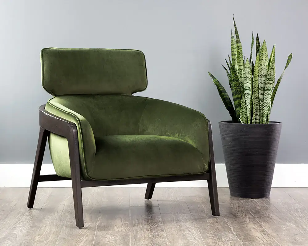 Sunpan Maximus Lounge Chair Moss Green 105409 niagara