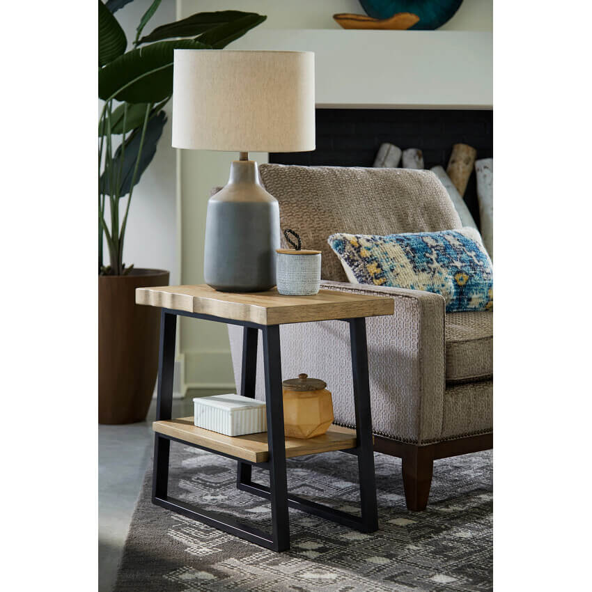 HAMMARY MONTANA-HAMILTON CHAIRSIDE TABLE 033-916 king city