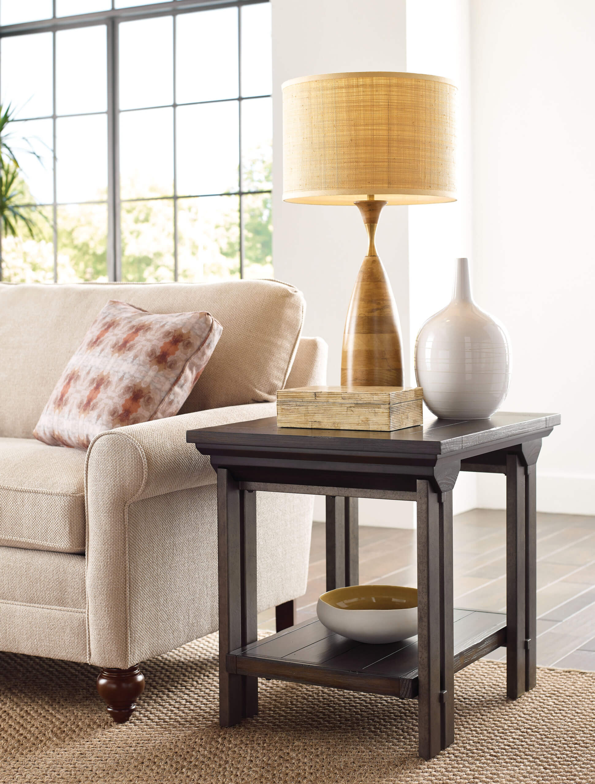 HAMMARY KETCHUM-HAMILTON RECTANGULAR END TABLE 174-915 brockville