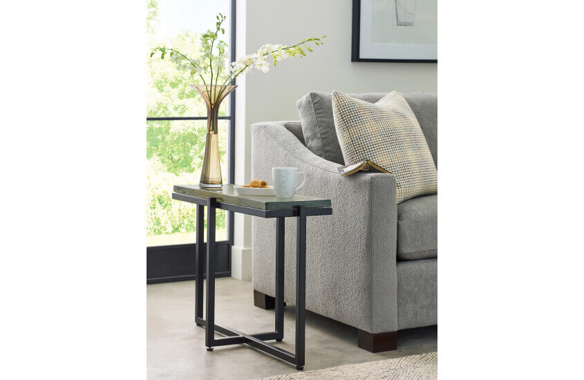 HAMMARY ALTAR GLASS ACCENT TABLE 090-1204 belleville