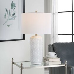 WHITE CERAMIC TABLE LAMP 1-39062w caledon