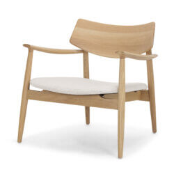 MERCANA HAGGEN LIGHT BROWN OAK ACCENT CHAIR 71016 waterloo